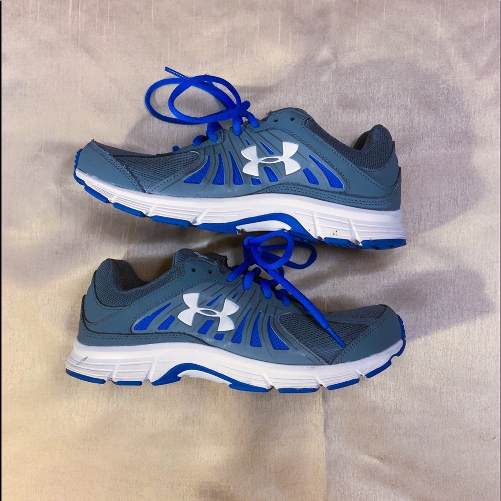‼️SOLD‼️Under Armour Sneakers
